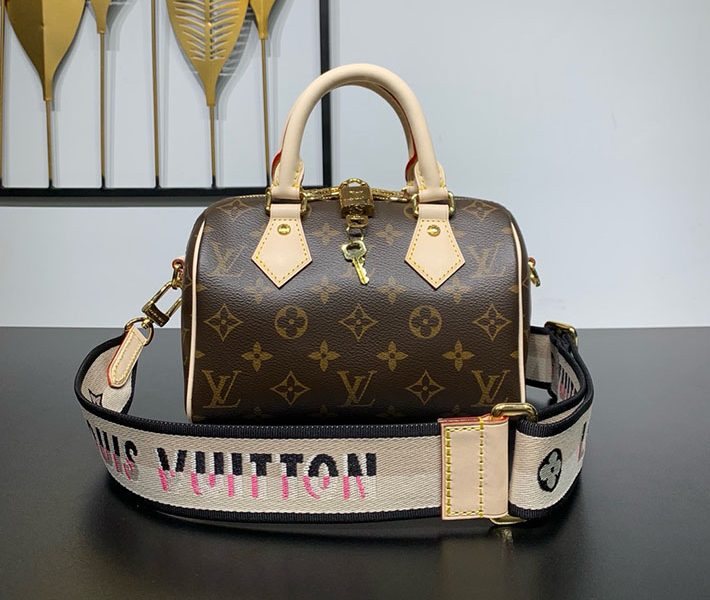 ルイヴィトン バッグ ハンド ショルダーバッグ スピーディ バンドリエール 20 LOUIS VUITTON M46234 ルイヴィトン バッグ 人気順